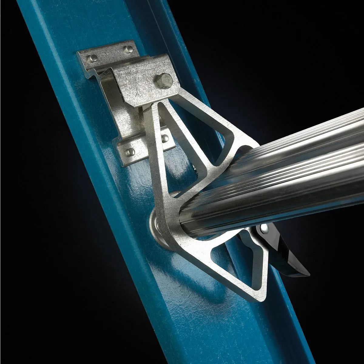 20ft Type I Fiberglass D-Rung Extension Ladder