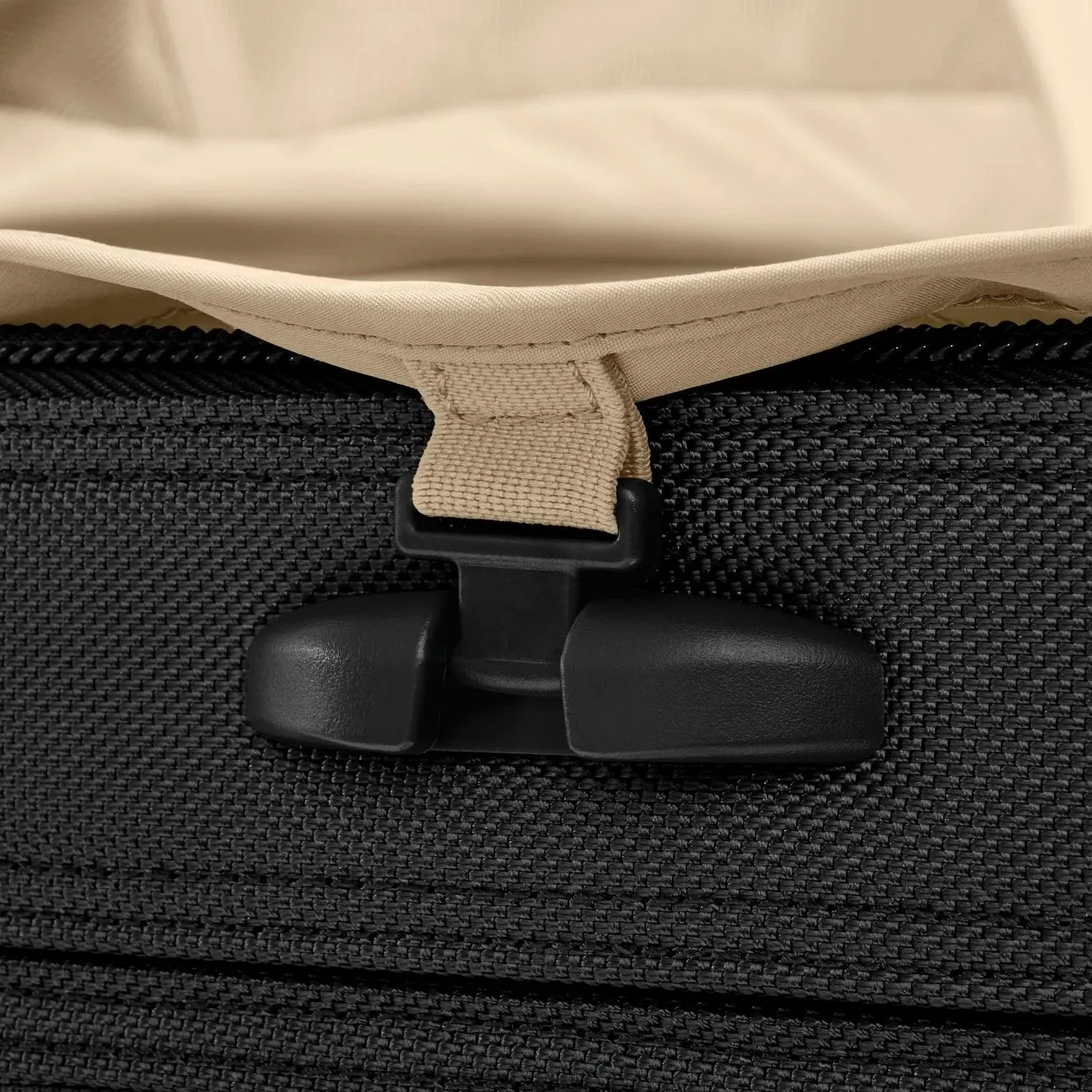 Baseline Essential Carry-on Spinner 22"