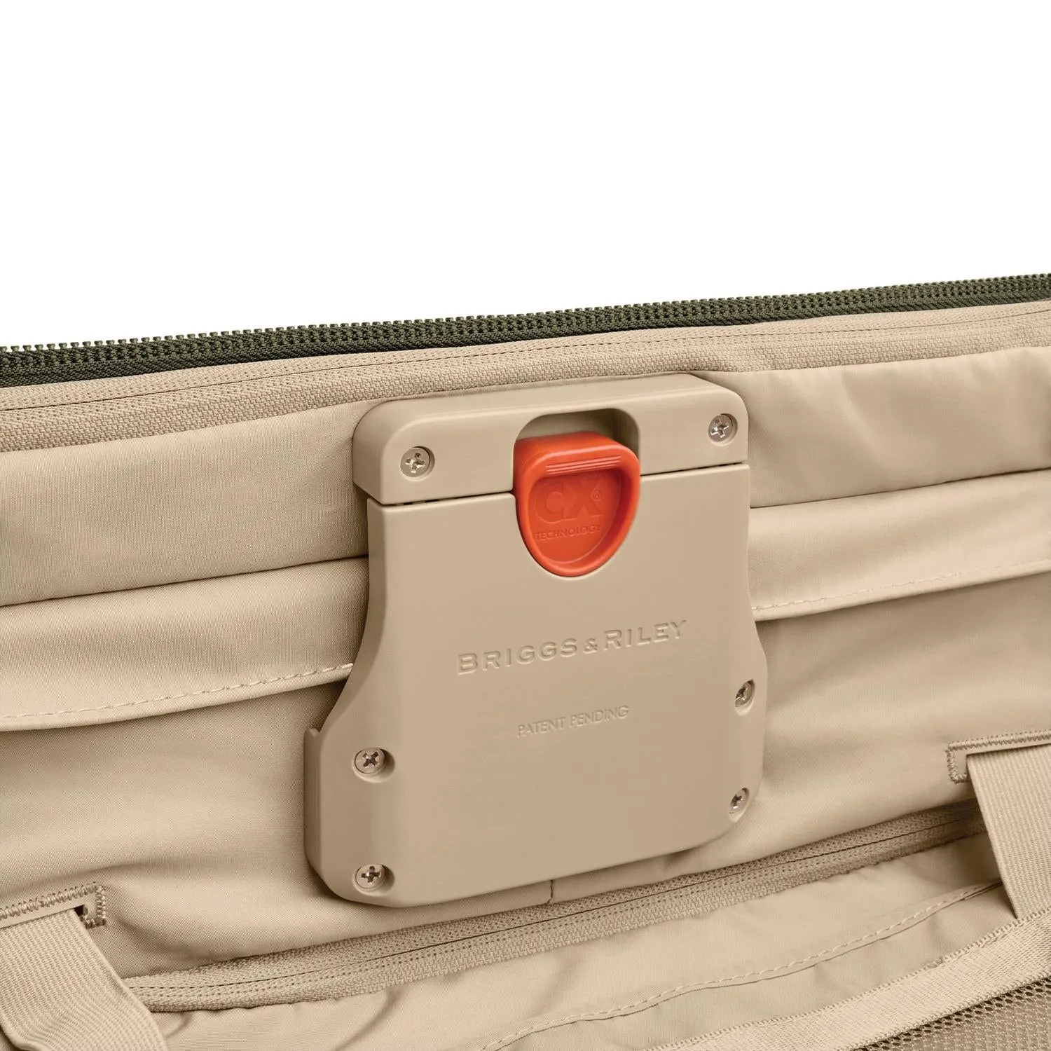 Baseline Essential Carry-on Spinner 22"