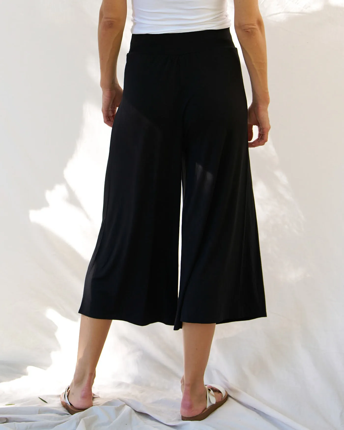 Betty Basics Crystal Crop Jogger Black