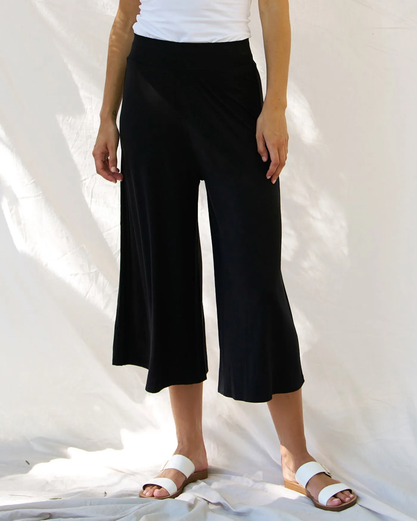 Betty Basics Crystal Crop Jogger Black