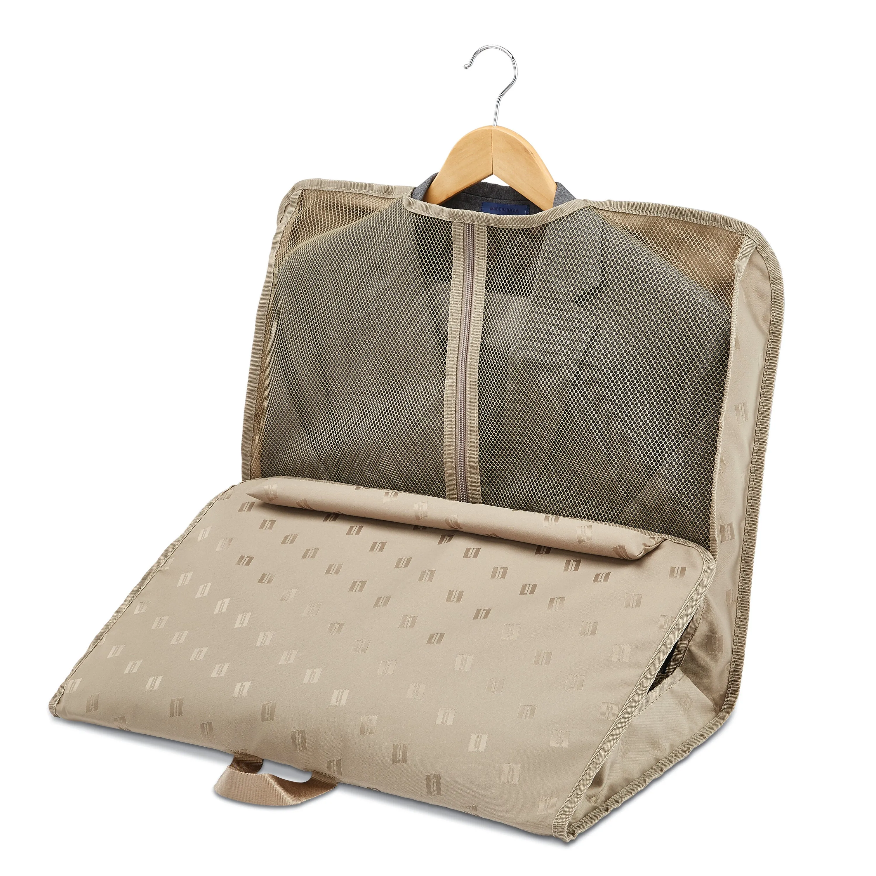 Century Deluxe Journey Expandable Spinner Medium