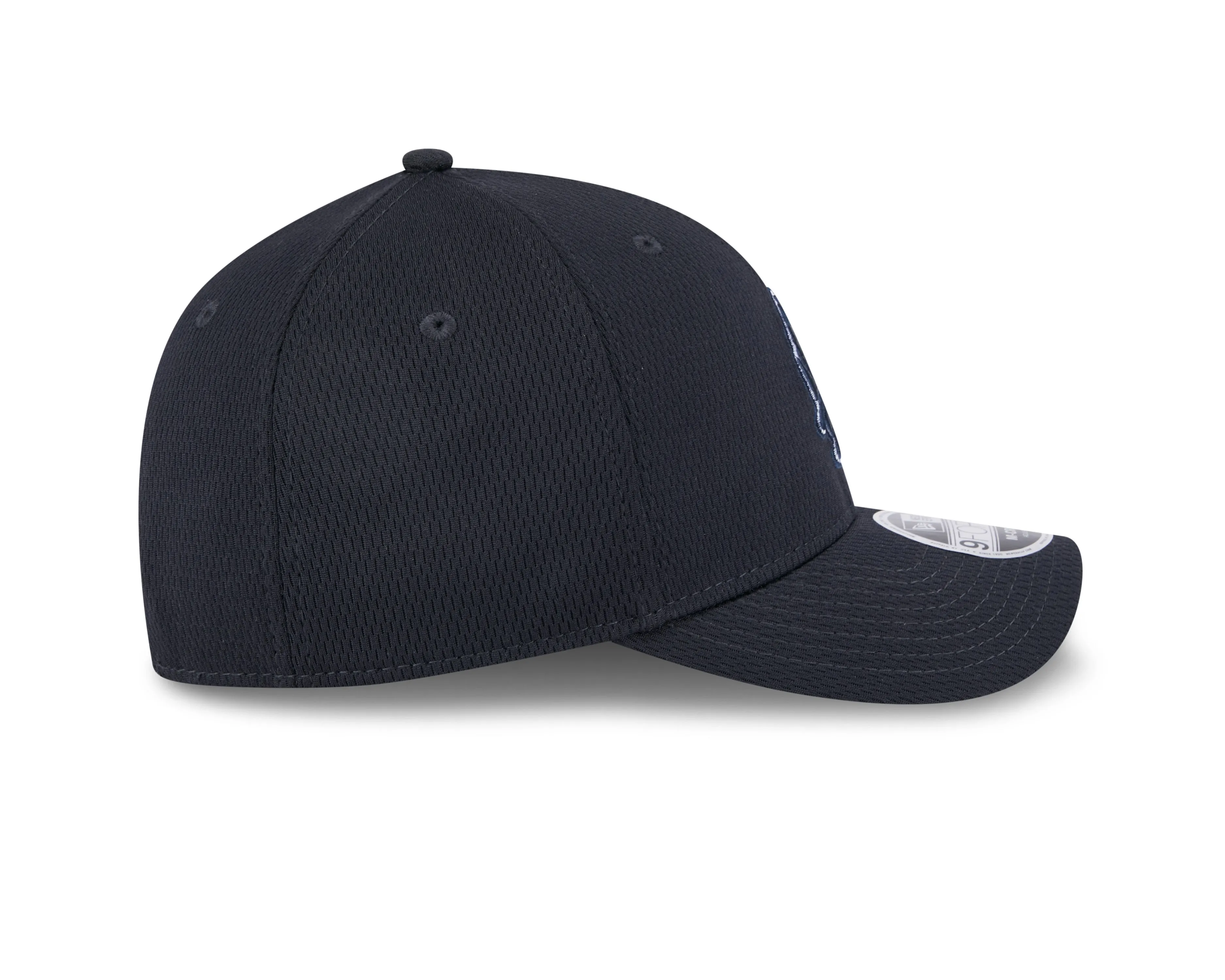 Chicago Cubs New Era Navy 2025 Clubhouse Walking Bear Alternate M-Crown 9FORTY Adjustable Hat