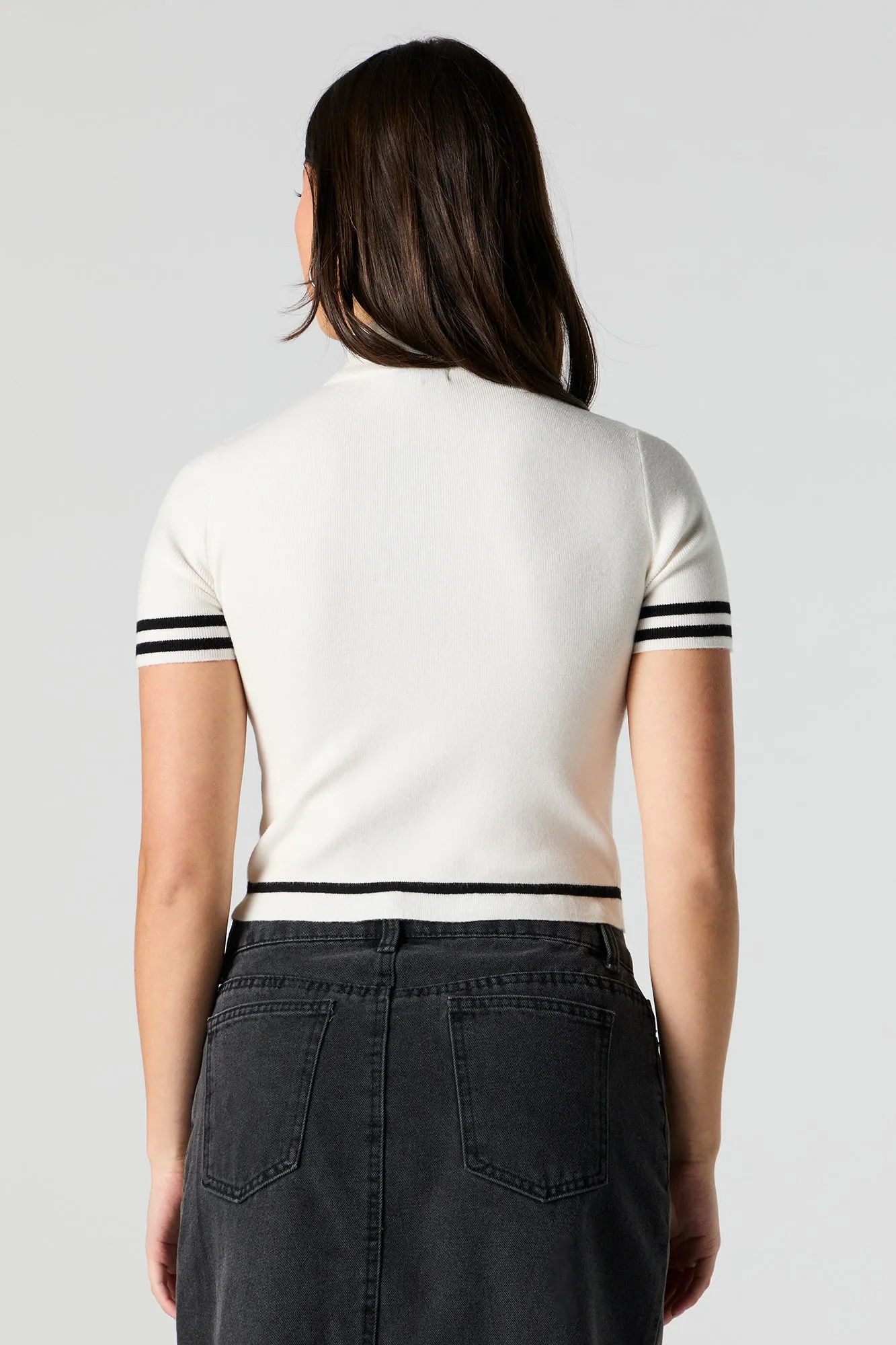 Contrast Striped Mock Neck Short Sleeve Sweater