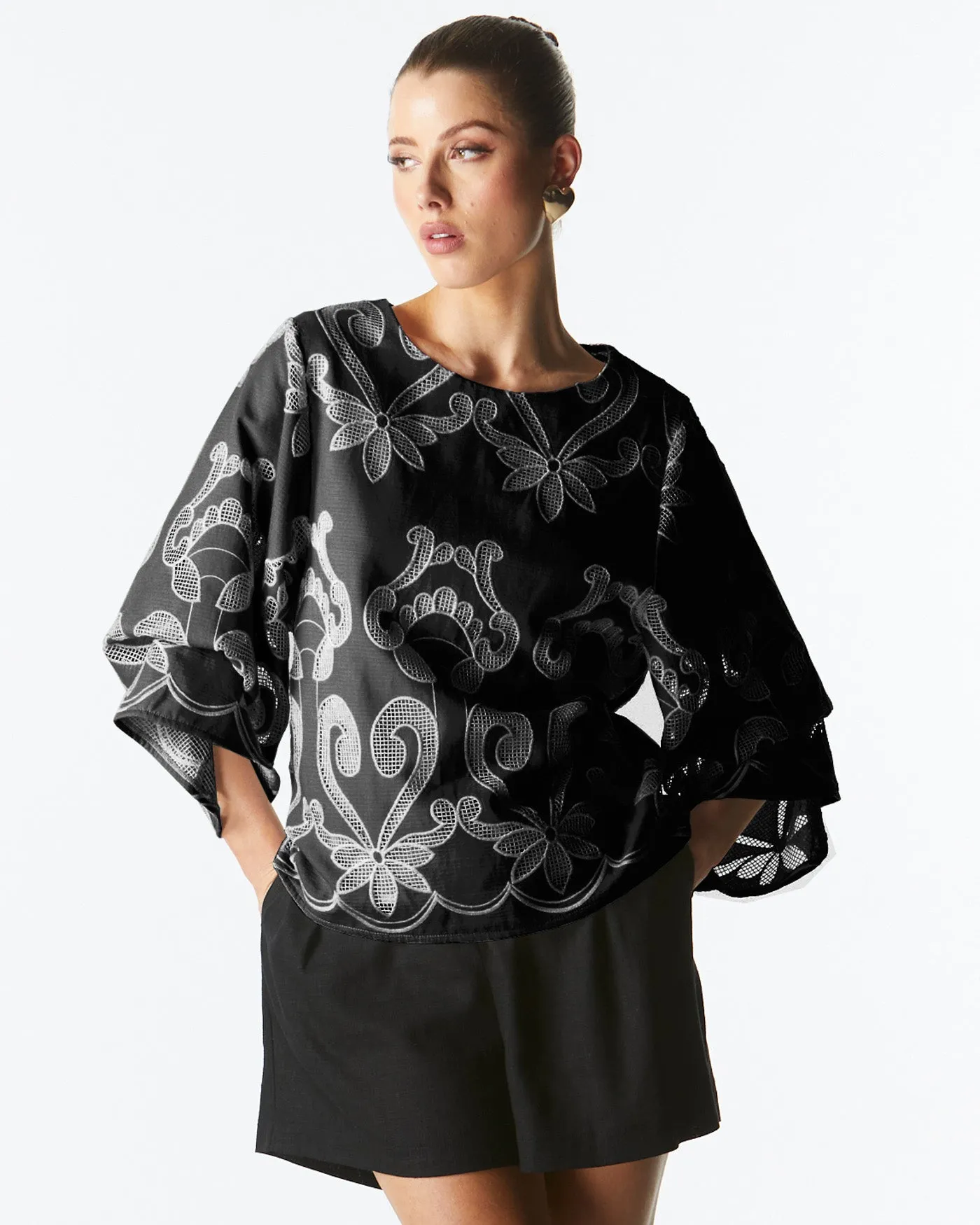 Fate The Avenue Top Black