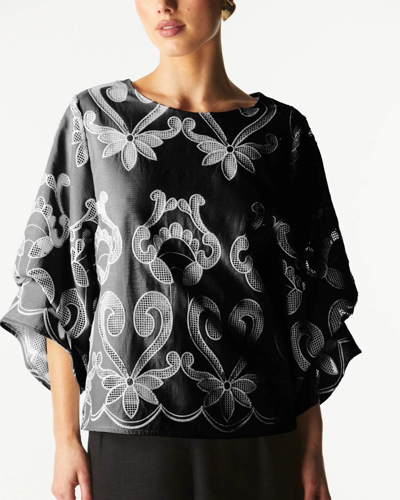 Fate The Avenue Top Black