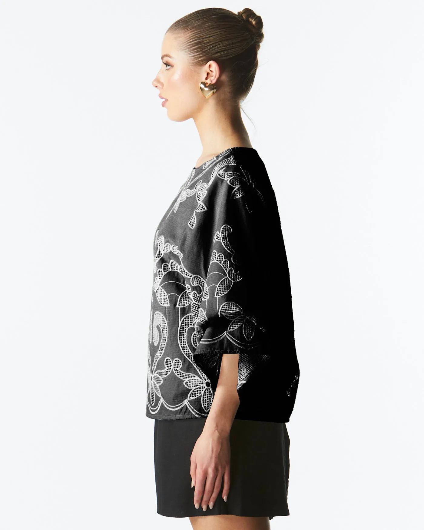 Fate The Avenue Top Black