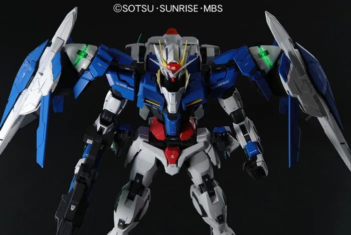 Gundam 1/60 PG Gundam 00 GN-0000 GNR-010 00 Raiser Model Kit