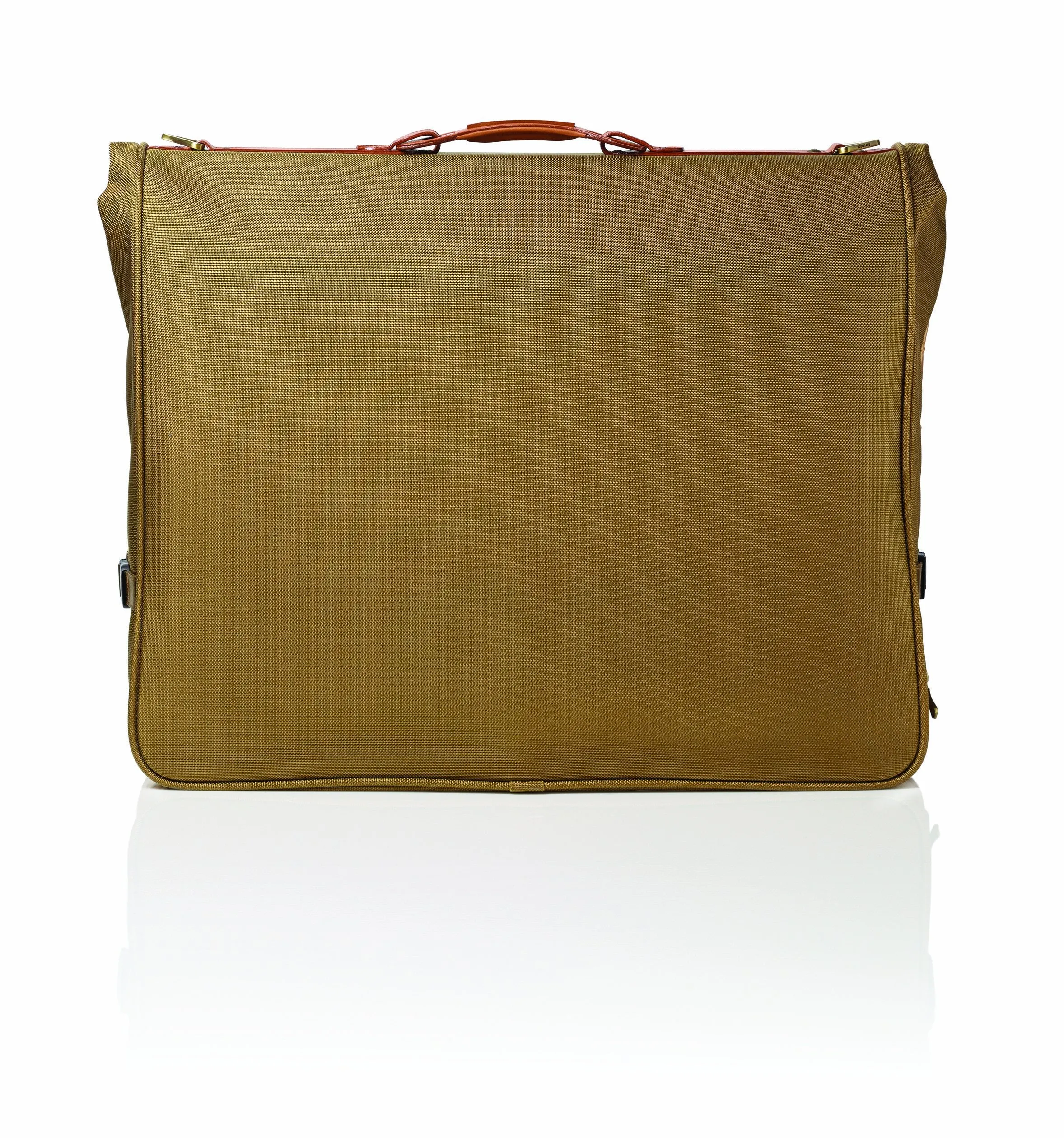 Hartmann Intensity Belting Garment Bag