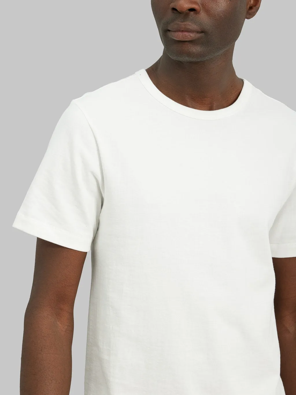 Merz b. Schwanen 215 2-Thread Heavyweight 7.2oz Crewneck Loopwheeled Classic Fit T-Shirt White