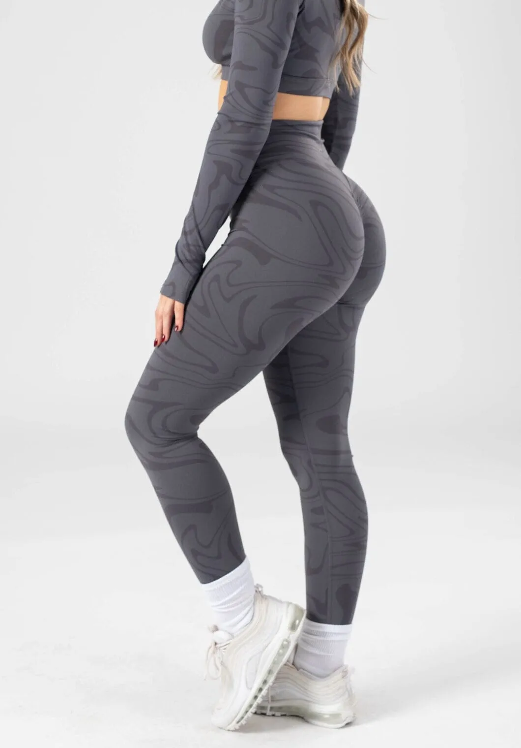 RecStretch™ DesB Original Sculptseam®  Plus Legging Groove