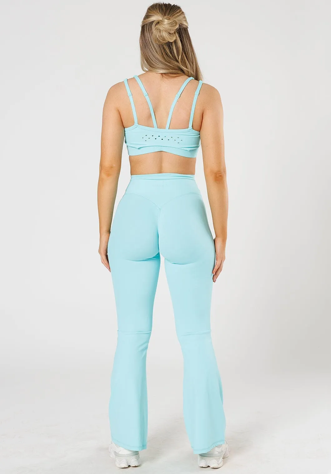 RecStretch™ Original Sculptseam® Plus Essential Flare Legging 31" Macaron