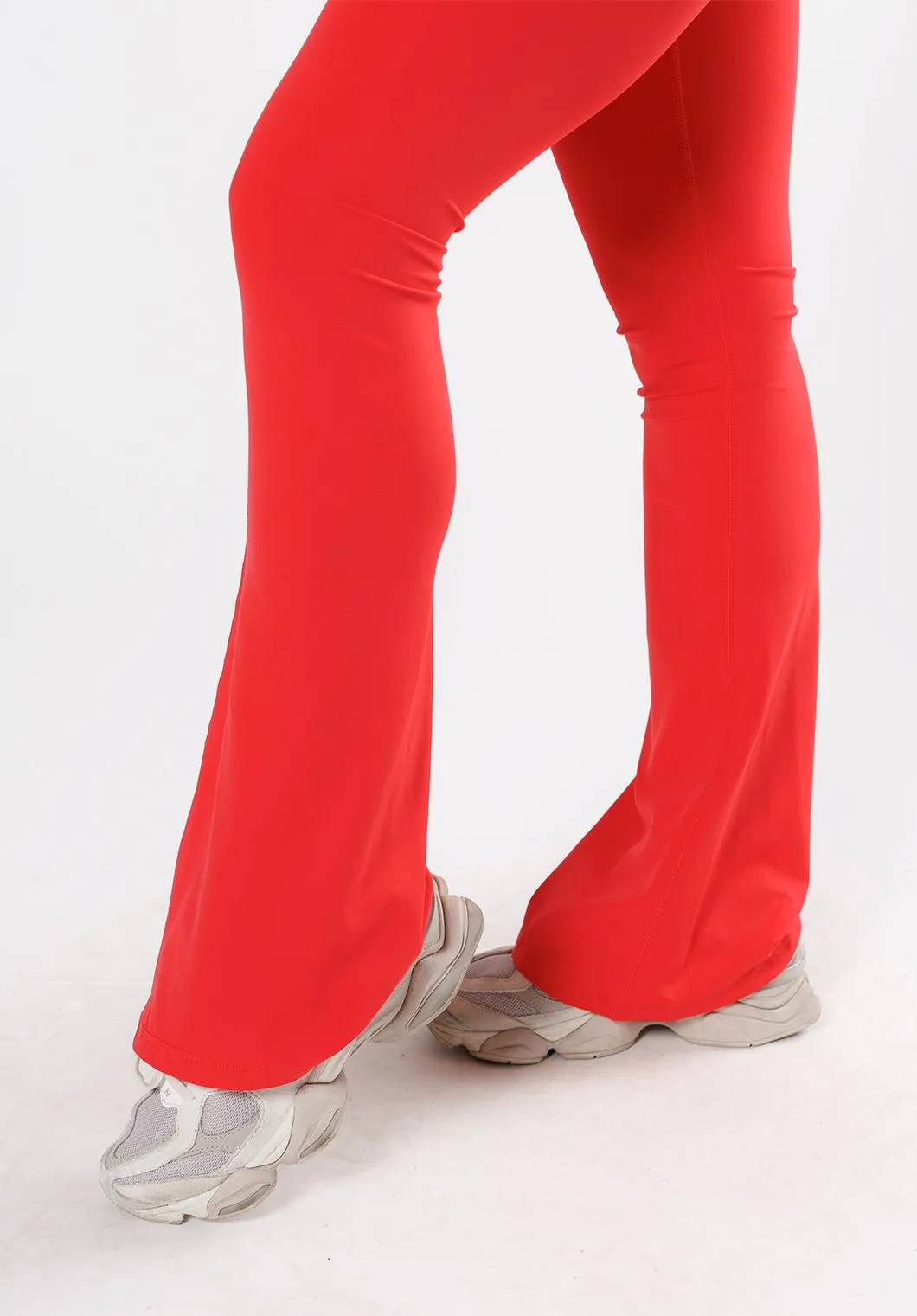 RecStretch Original Sculptseam® Plus Essential Flare Legging 34" Fire Sign