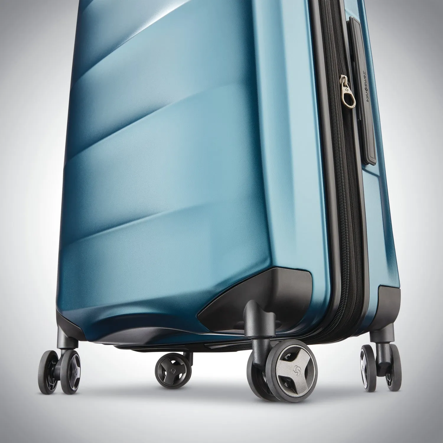 Samsonite Octiv Large Expandable Spinner