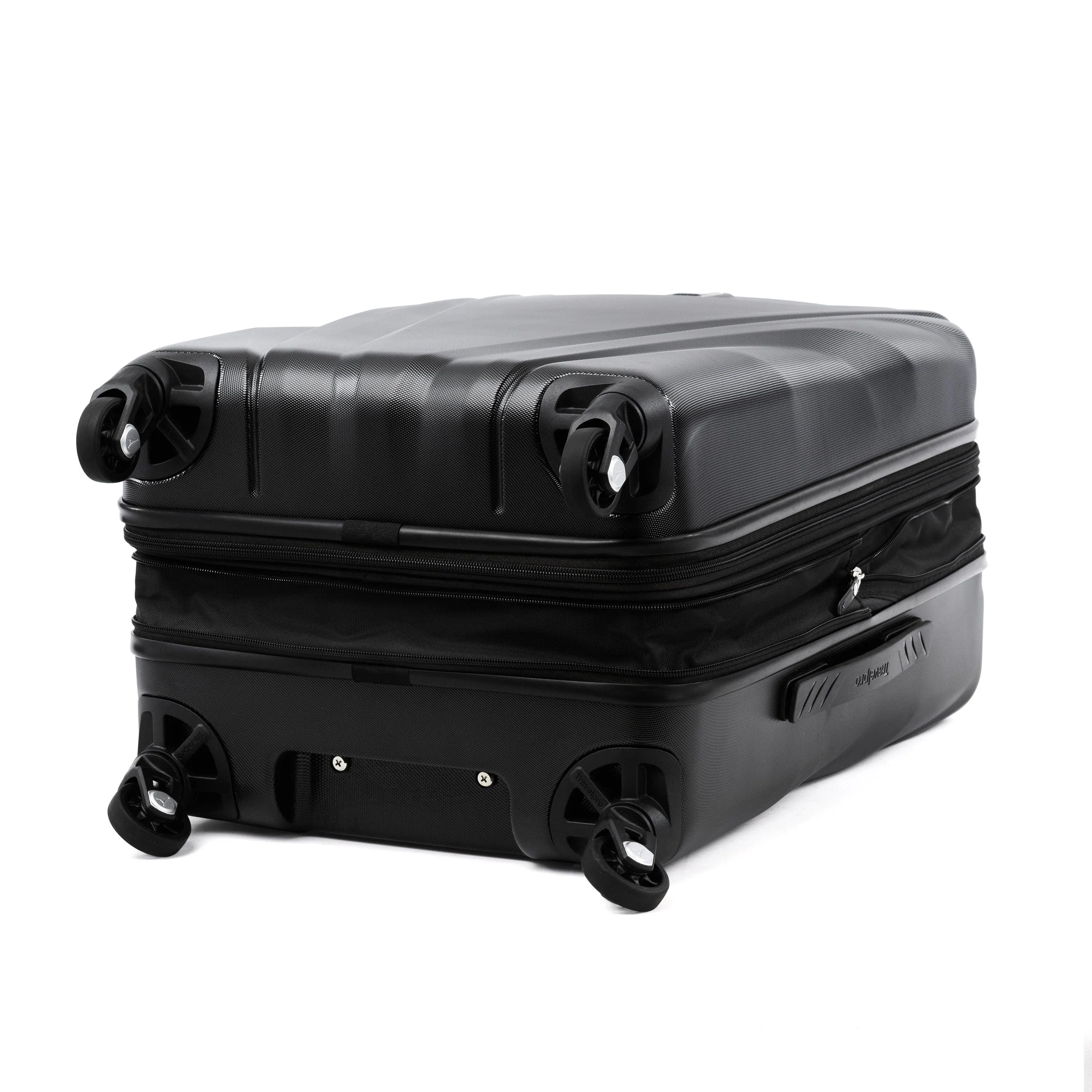 TravelPro Maxlite 5 21" Expandable 4-Wheel Carry-On Luggage