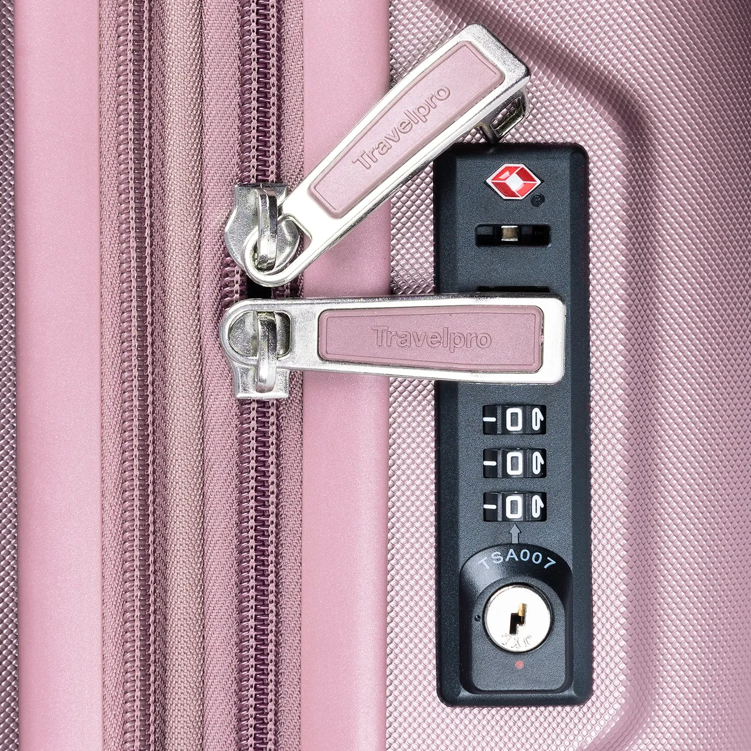 TravelPro Maxlite 5 25" 4-Wheel Medium Luggage
