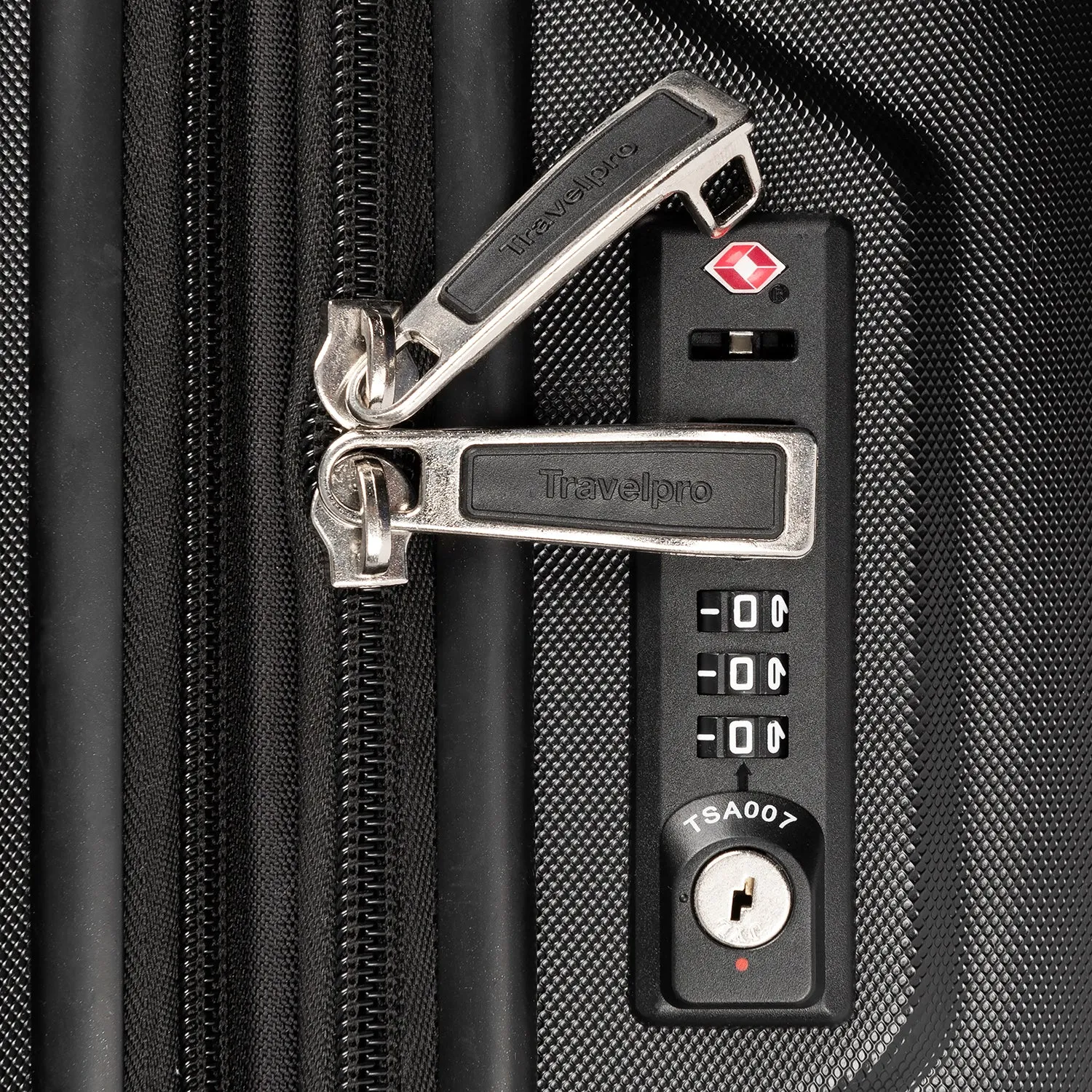 TravelPro Maxlite 5 25" 4-Wheel Medium Luggage