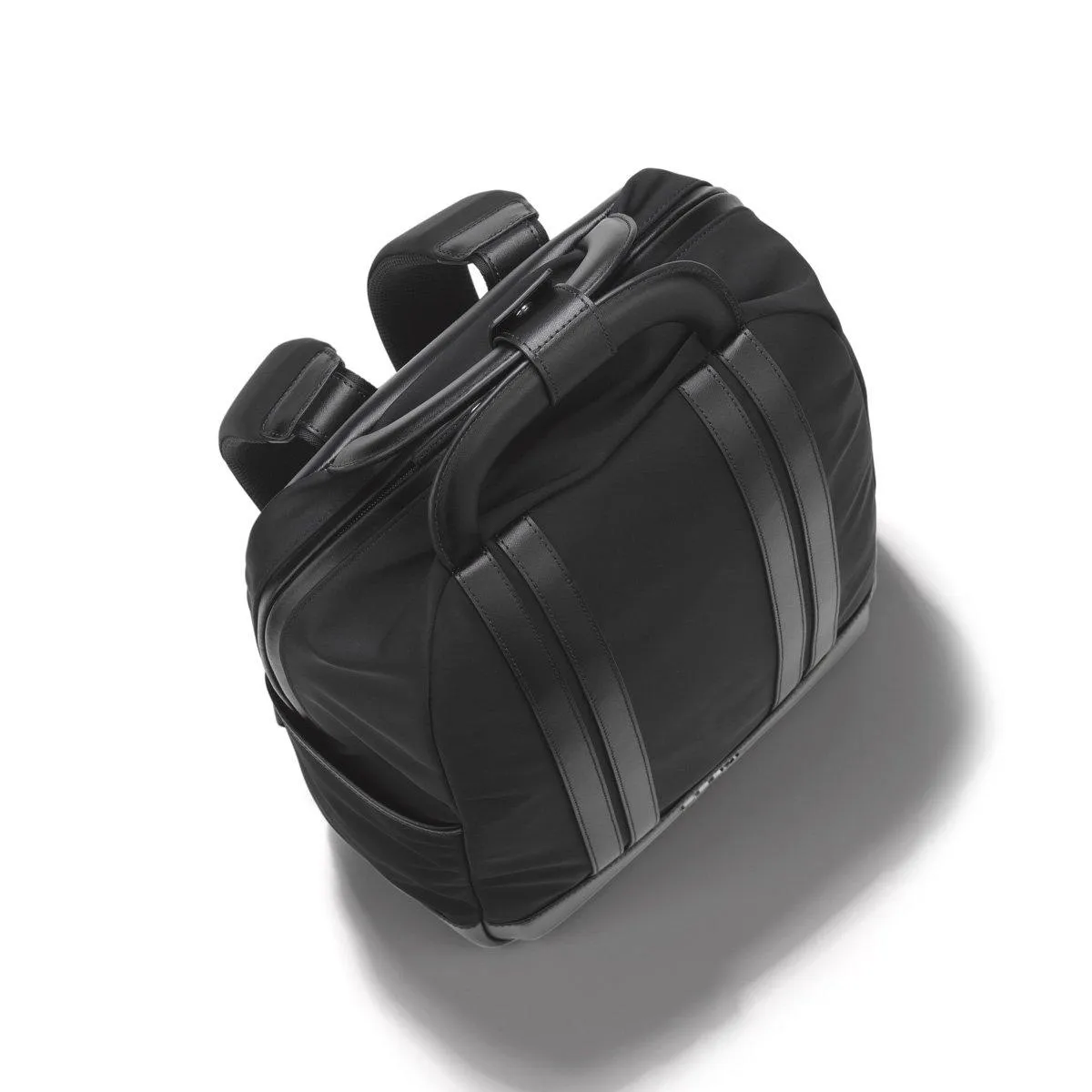 ZERO Halliburton The Journal Nylon Checkpoint Friendly Lightweight Backpack